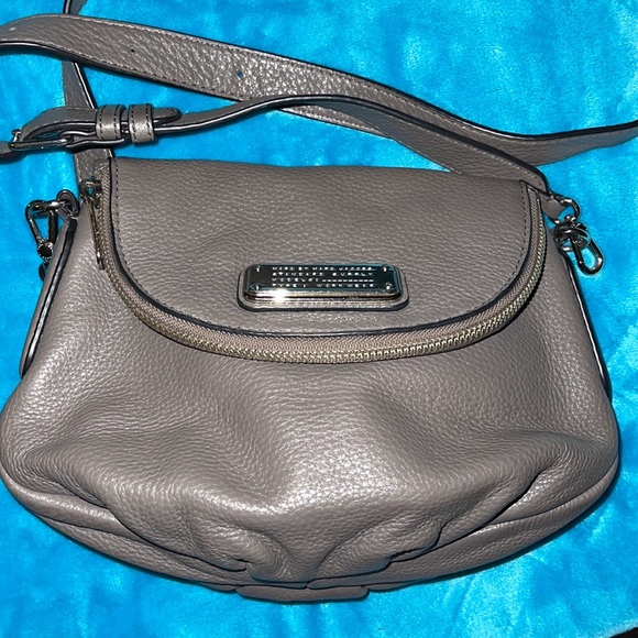 Marc Jacobs Leather Bag - Picture 3 of 6